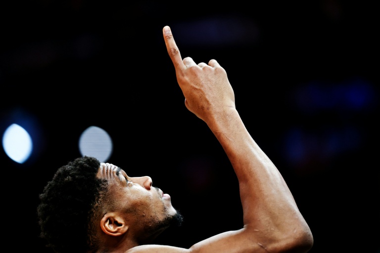Giannis Antetokounmpo avec Miami Heat le 21 octobre 2026 à Miami