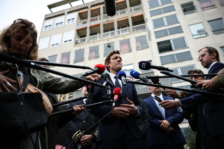 Le ministre de l'Education nationale Edouard Geffray s'adresse à la presse, le 9 octobre 2026 à Cachan (Val-de-Marne)