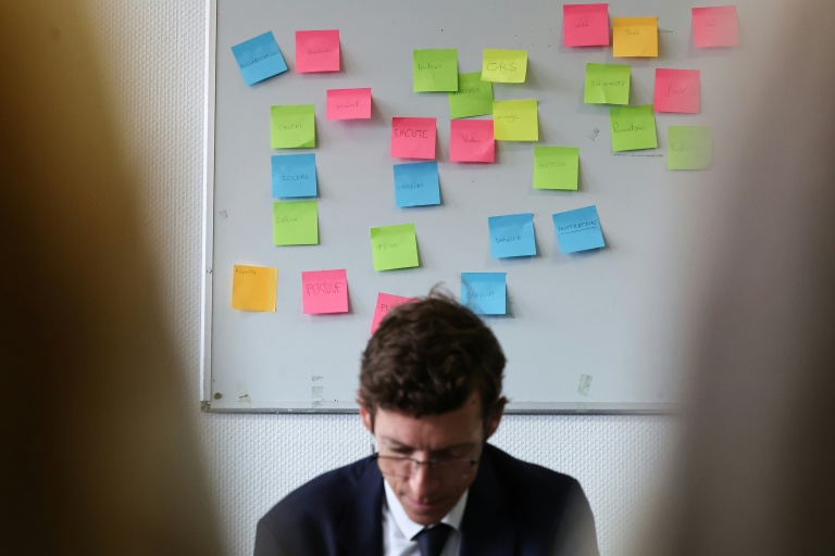 Le ministre de l'Education Edouard Geffray en déplacement dans un lycée à Cachan, dans le Val-de-Marne, le 9 octobre 2026