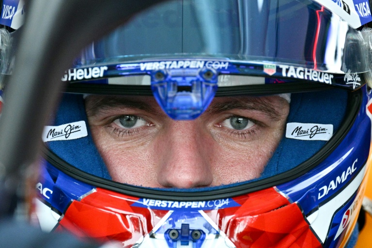 Max Verstappen, pilote Red Bull, prêt pour la course à Singapour
