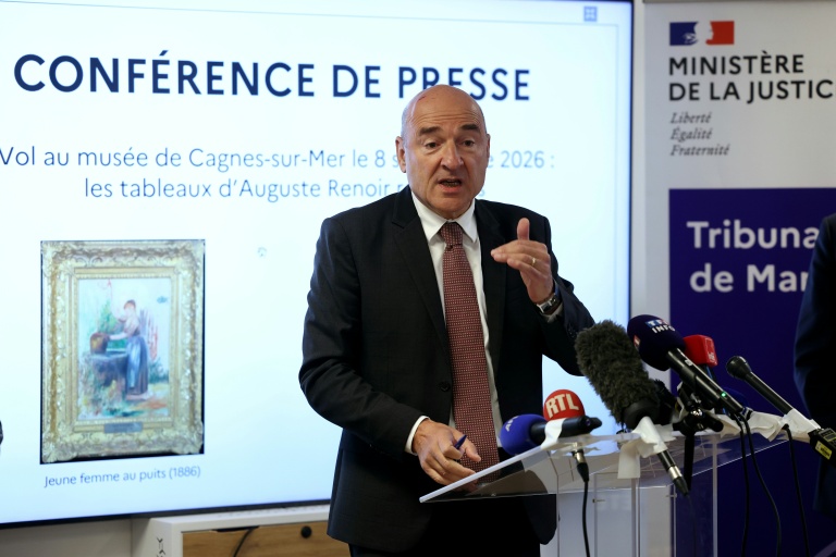 Le procureur de la République de Marseille Nicolas Bessone s'exprime lors d'une conférence de presse le 12 octobre 2026 à Nanterre
