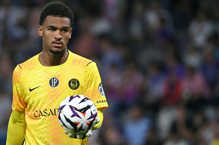 Le gardien de Toulouse Guillaume Restes pendant le match de Ligue 1 face au Havre AC au Stadium de Toulouse le 19 septembre 2026