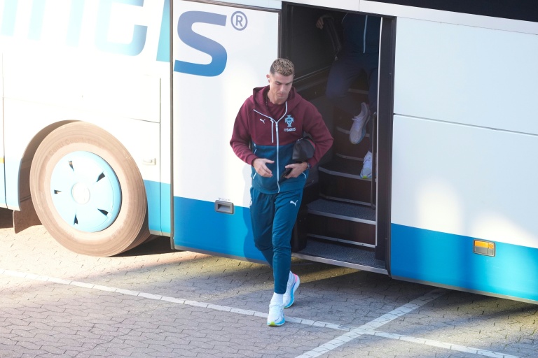 Cristiano Ronaldo à son arrivée pour une séance d'entraînement avec le Portugal à Copenhague, le 30 septembre 2026 avant de quitter la sélection